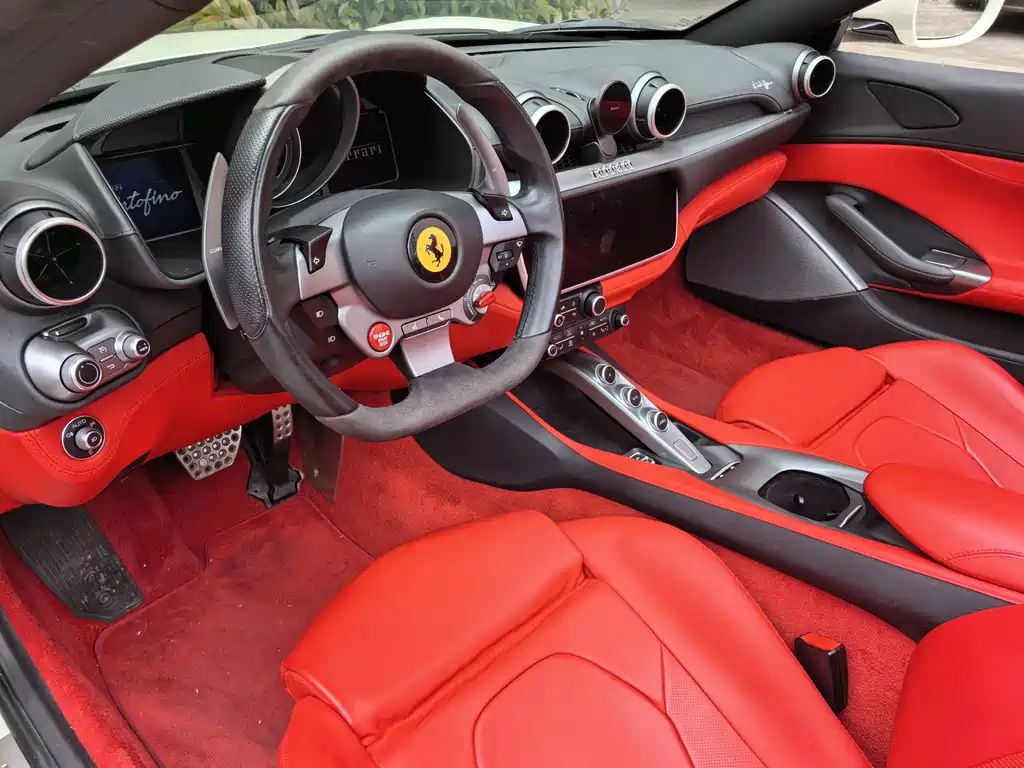 Ferrari Portofino 2019 — фото 10