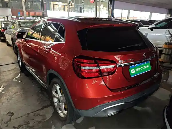 Mercedes-Benz GLA 2017