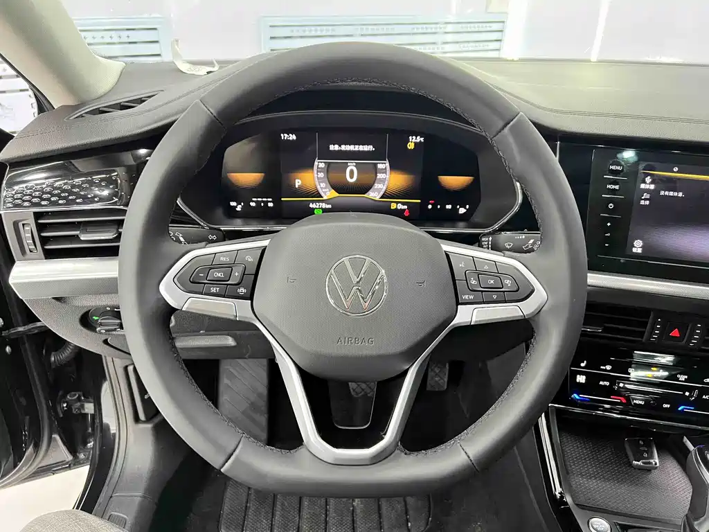 Volkswagen Passat 2023 — фото 12