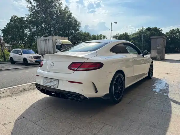 Mercedes-Benz C-Class 2017