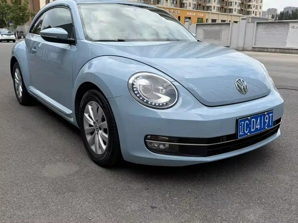 Volkswagen Beetle 2014