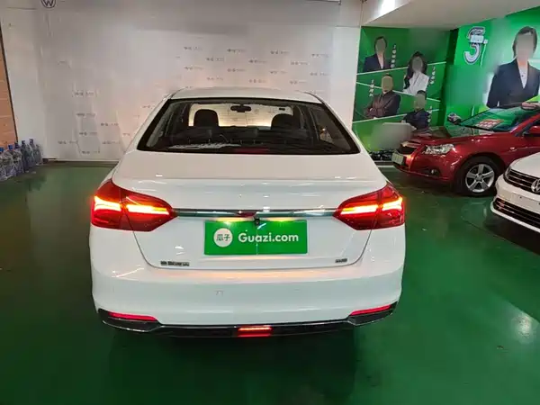 Geely Emgrand 2019