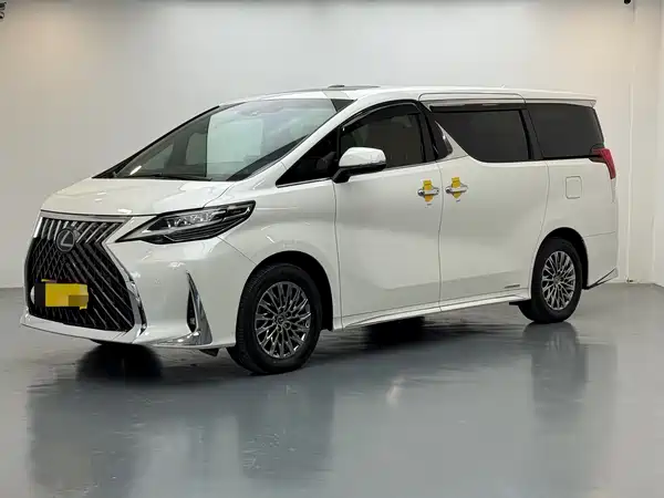 Lexus LM 2020