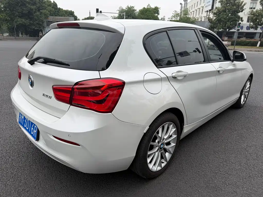 BMW 1 Series 2016 — фото 7