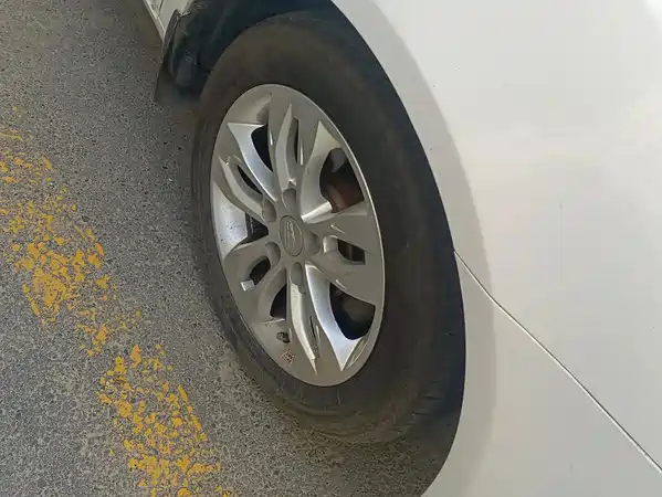 Geely Emgrand 2015