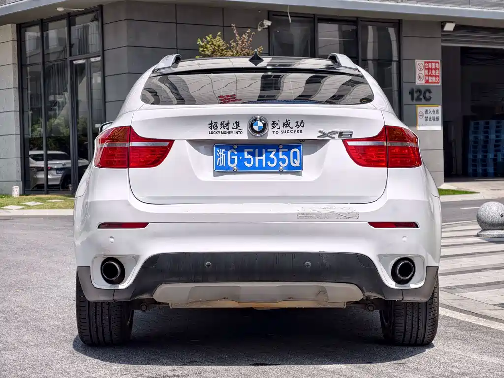 BMW X6 2011 — фото 9