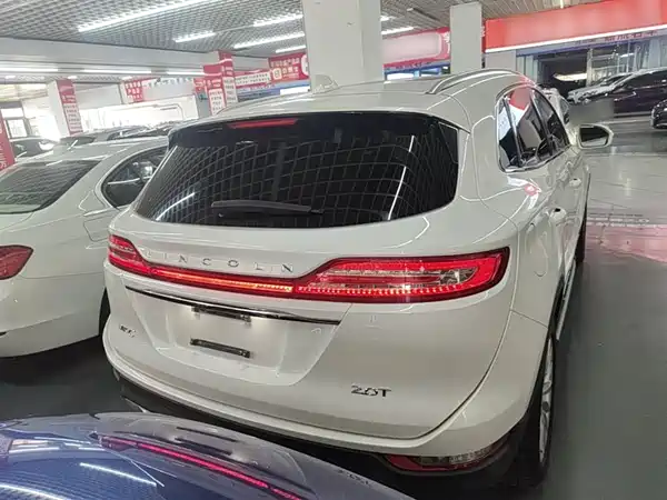 Lincoln MKC 2019