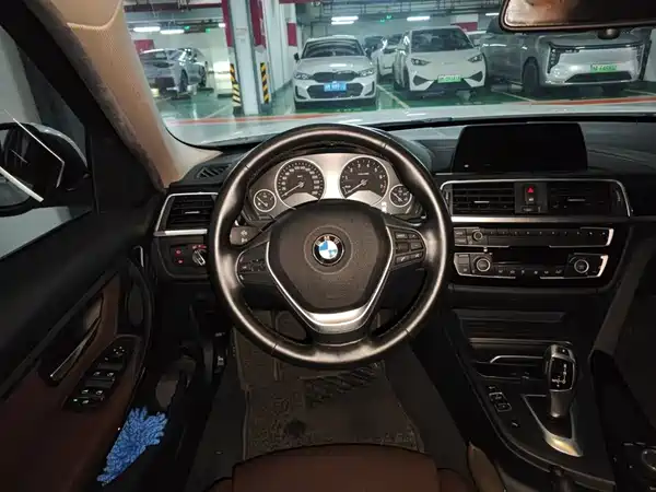 BMW 3 Series 2018