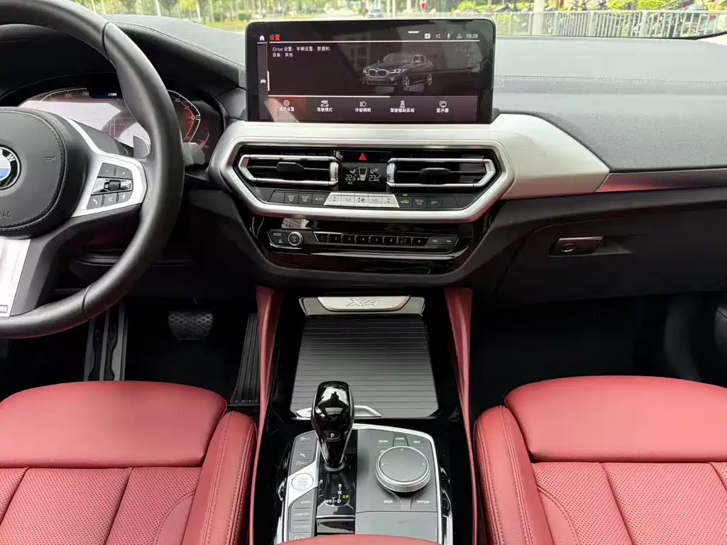 BMW X4 2022 — фото 13