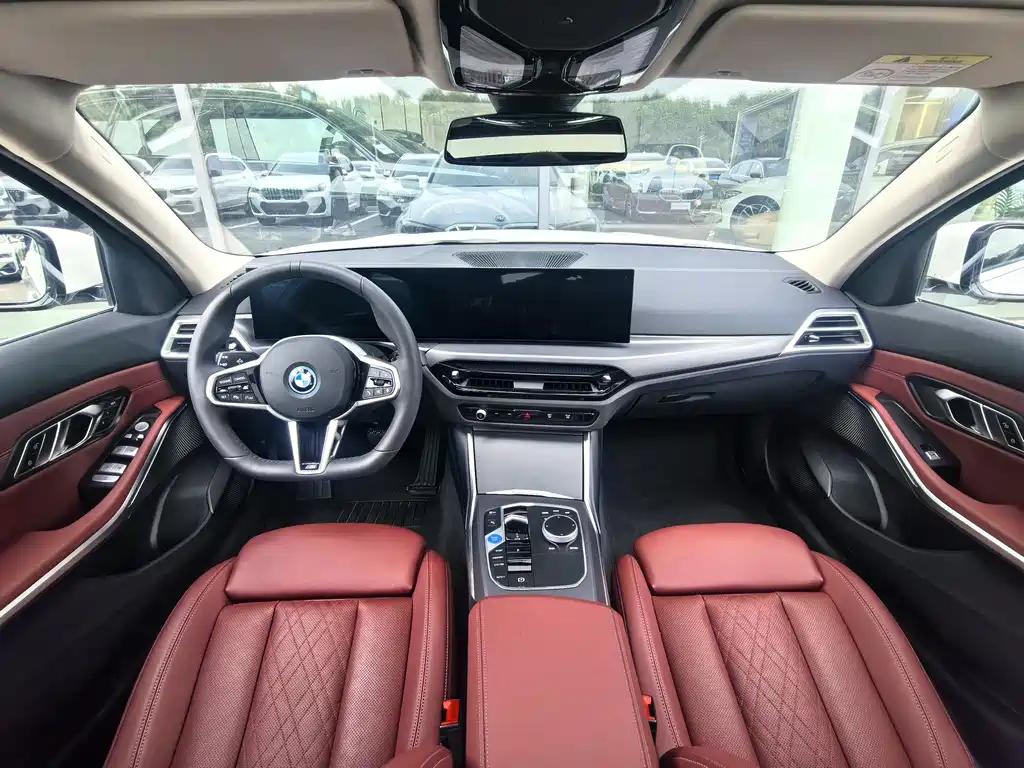 BMW i3 2025 — фото 15
