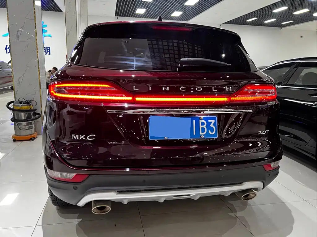 Lincoln MKC 2019 — фото 11