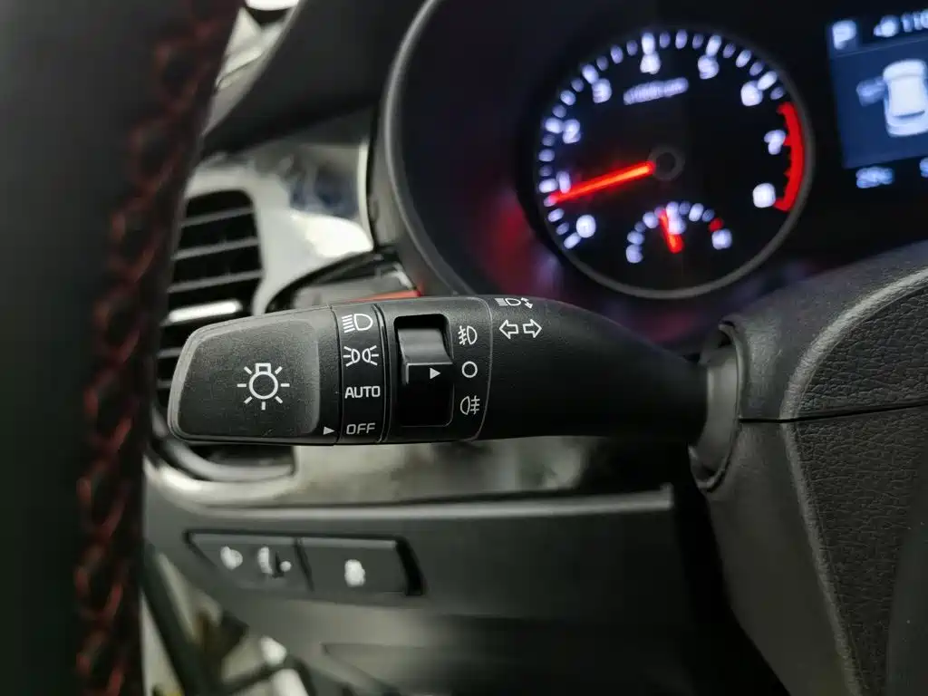 Kia KX CROSS 2019 — фото 21