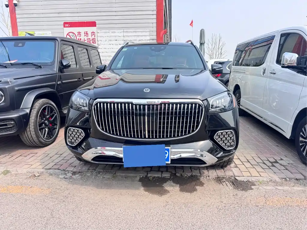 Mercedes-Benz GLS 2024