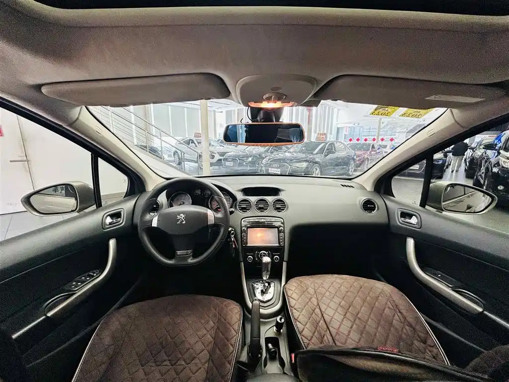 Peugeot 408 2013 — фото 14