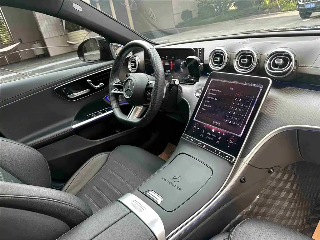 Mercedes-Benz C-Class 2024 — фото 24