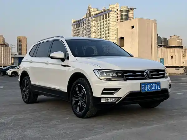 Volkswagen Tiguan L 2021