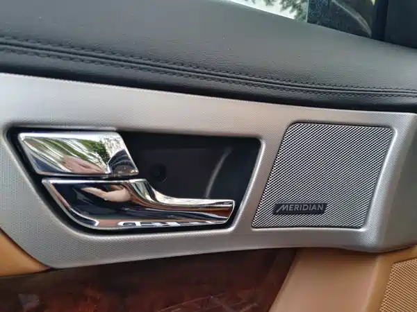 Jaguar XF 2015