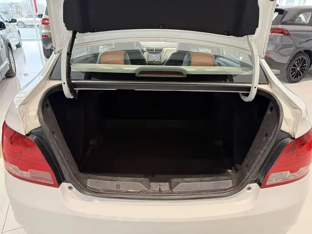 Chevrolet Sail 2017 — фото 15