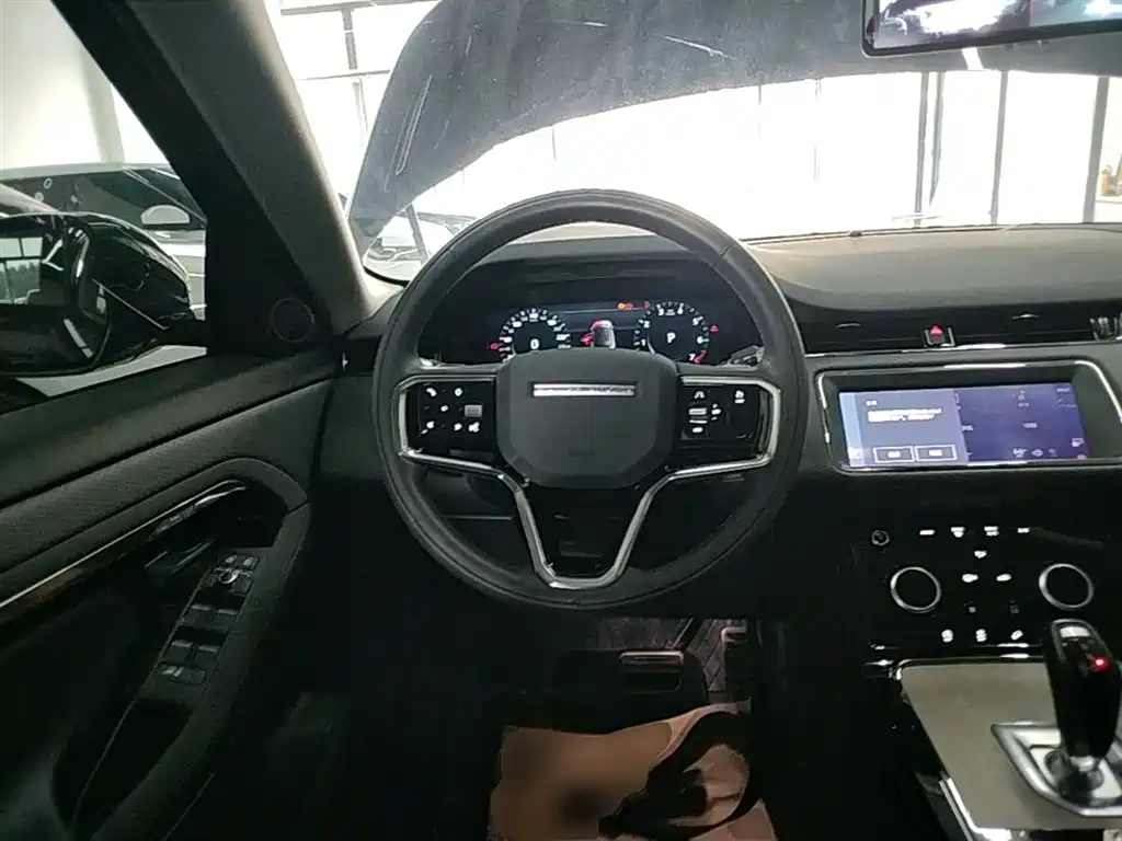 Land Rover Evoque 2022 — фото 11