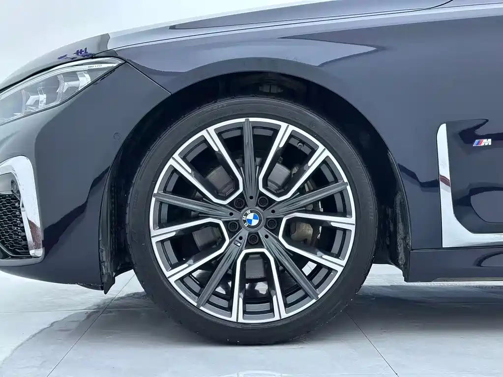 BMW 7 Series 2021 — фото 22