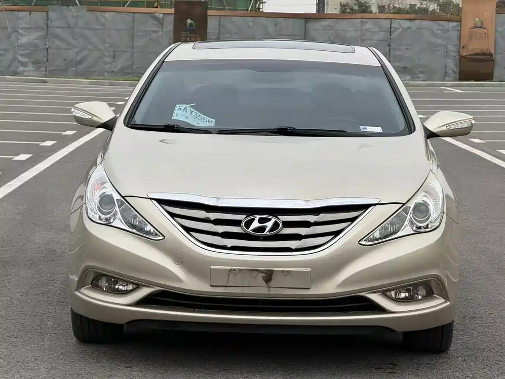 Hyundai Sonata 2012 — фото 2