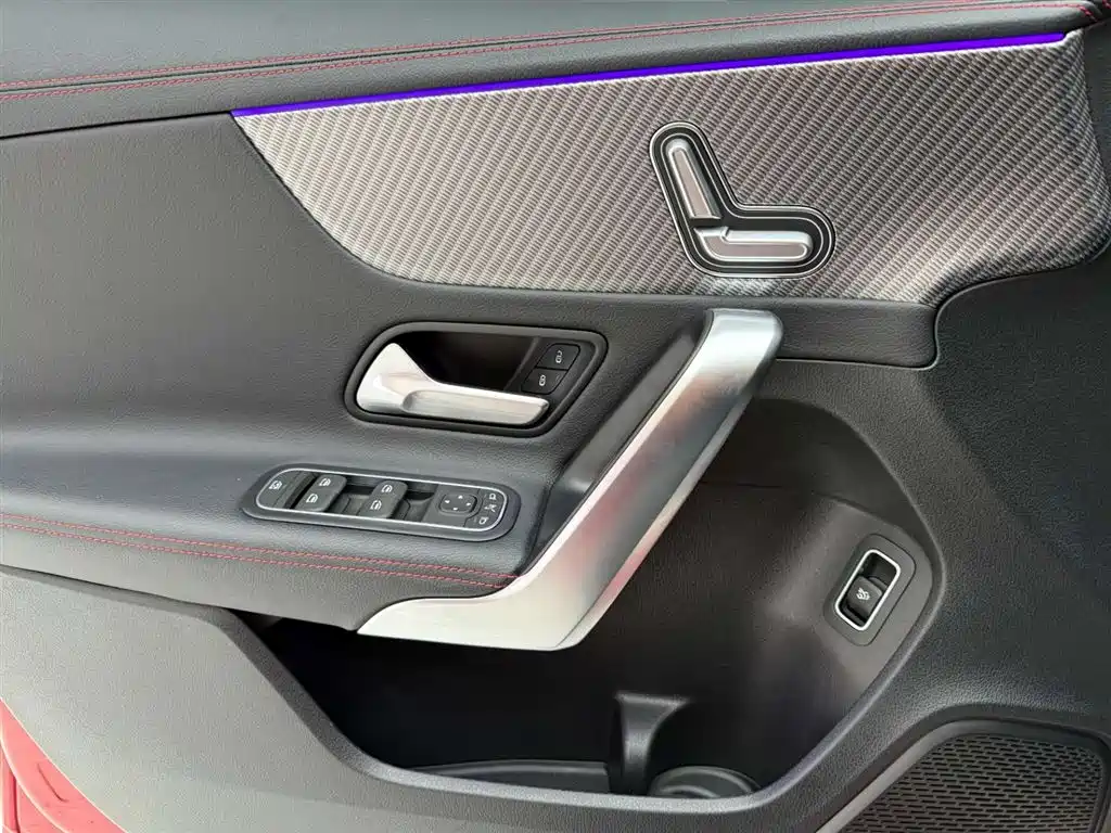 Mercedes-Benz A-Class 2023 — фото 21