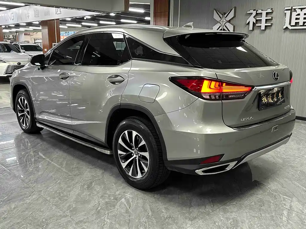 Lexus RX 2022 — фото 10