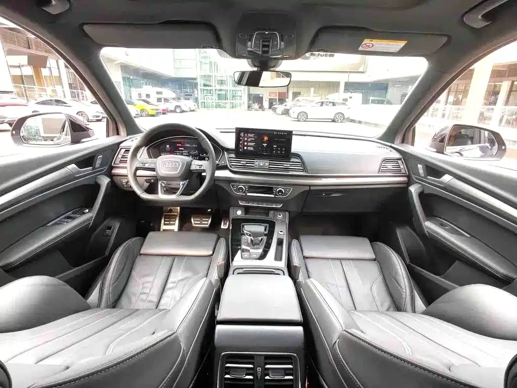 Audi Q5L 2023 — фото 4