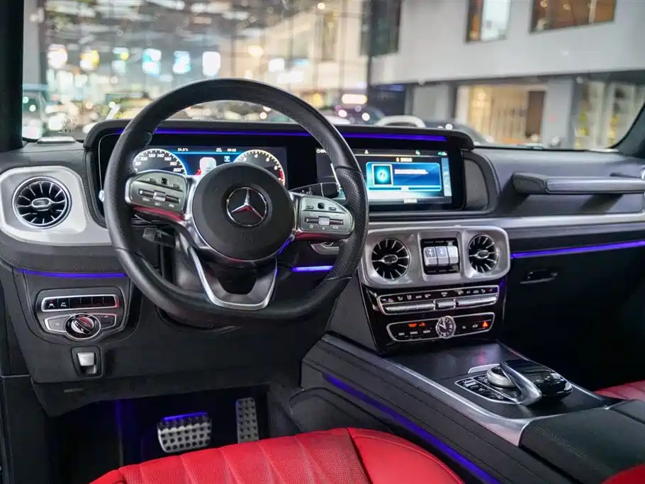 Mercedes-Benz G-Class 2023 — фото 16