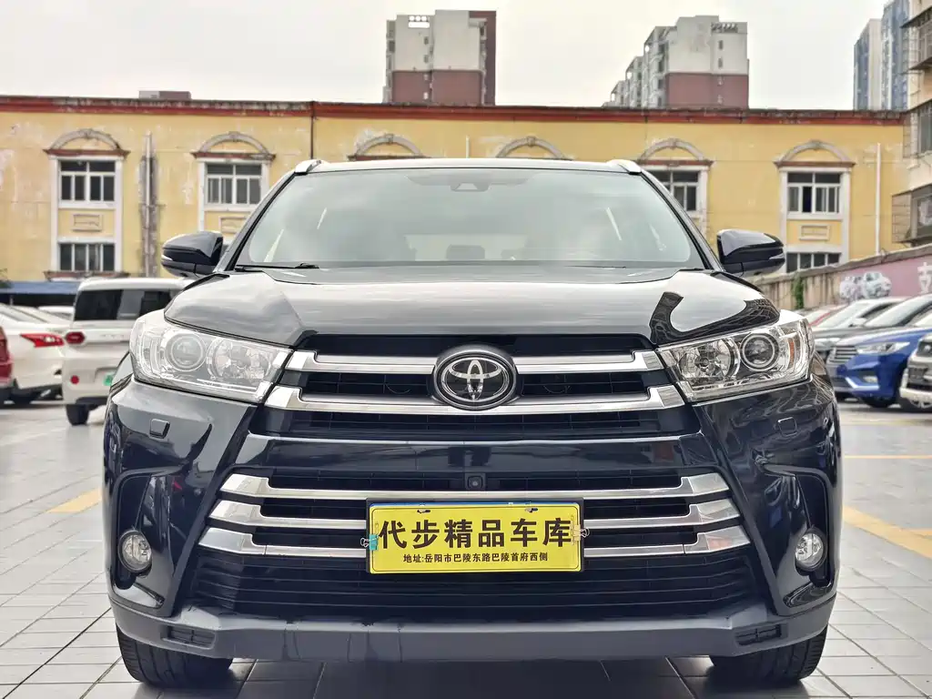 Toyota Highlander 2018 — фото 2