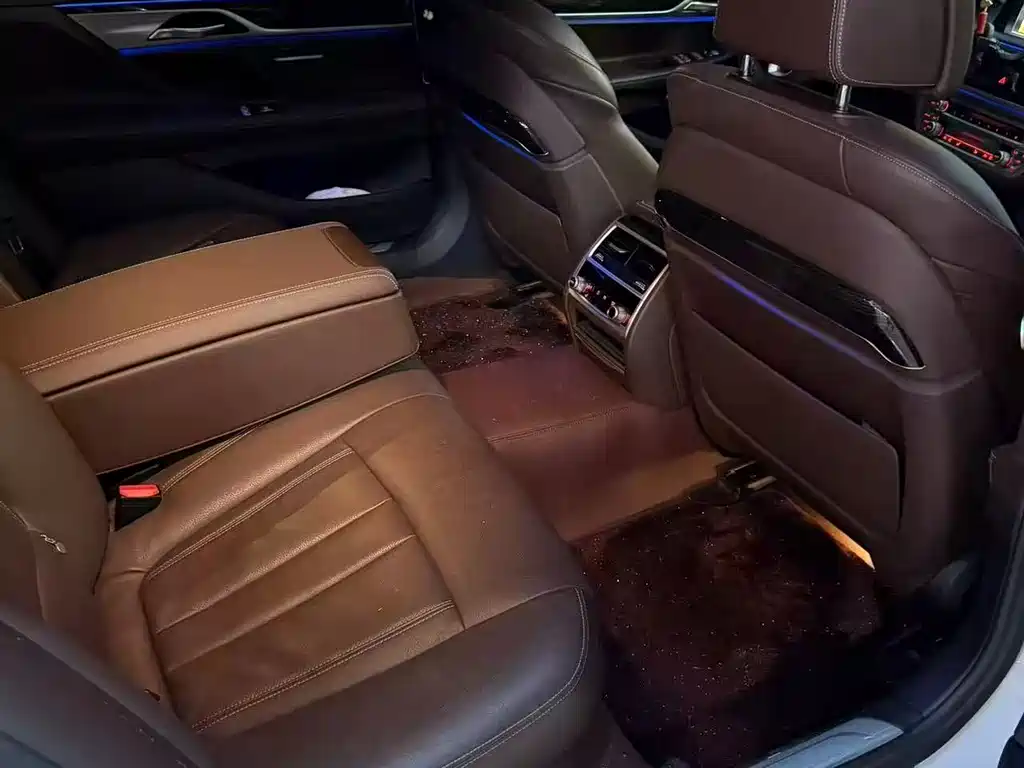 BMW 7 Series 2018 — фото 4