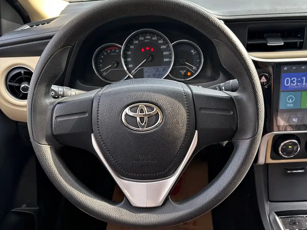 Toyota Corolla 2018 — фото 17