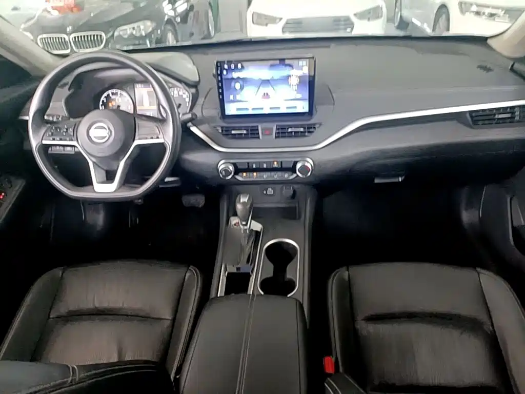 Nissan Teana 2022 — фото 10