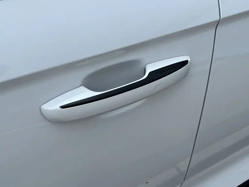 Geely Xingrui 2022 — фото 12