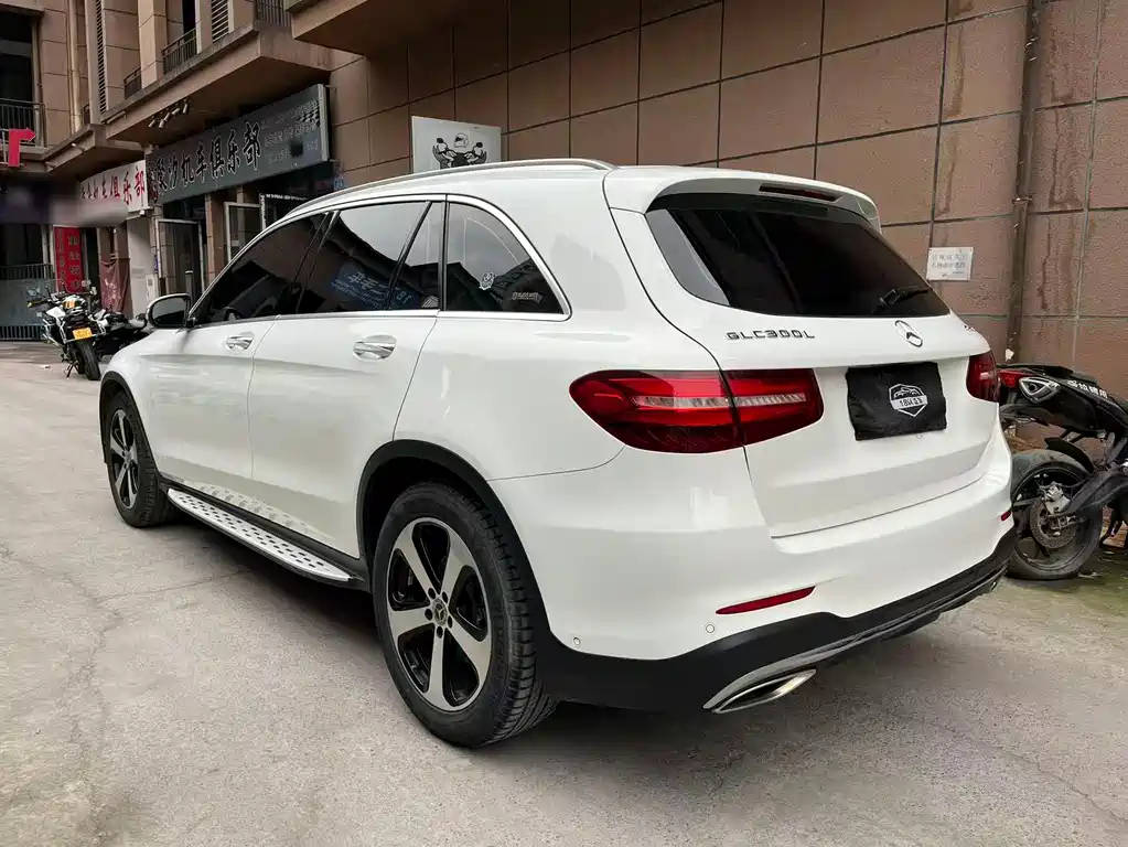 Mercedes-Benz GLC 2019 — фото 6