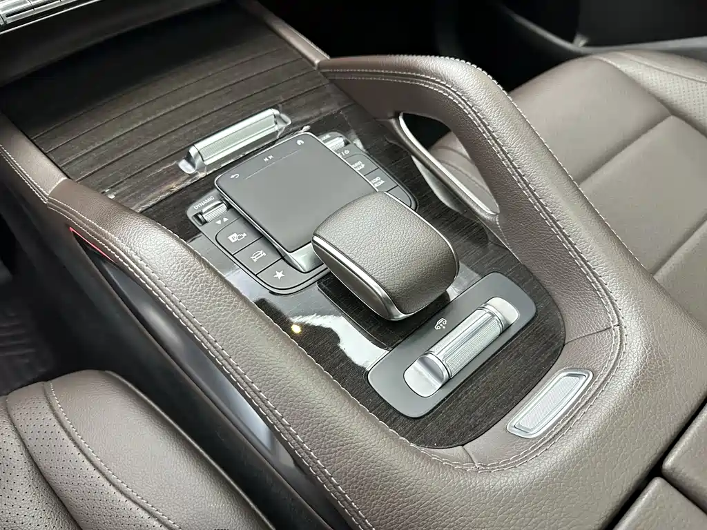Mercedes-Benz GLE 2021 — фото 19