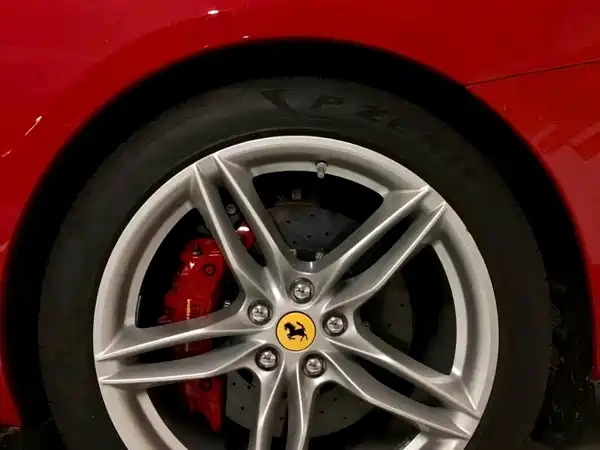 Ferrari 812 2019