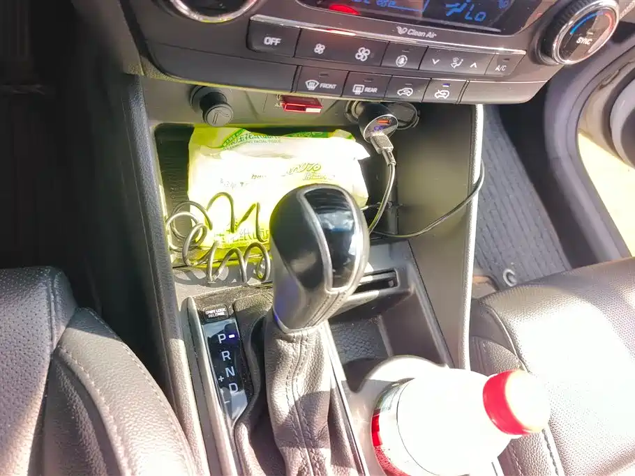Hyundai Tucson 2017 — фото 16