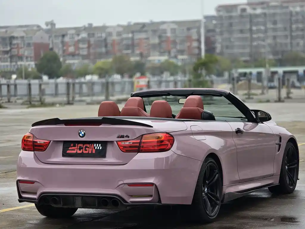 BMW M4 2017 — фото 19