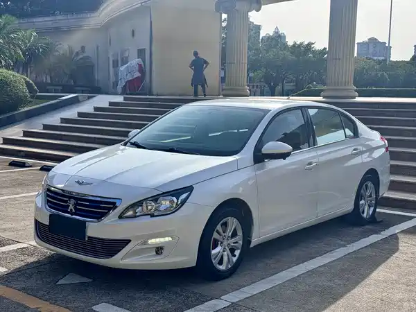 Peugeot 408 2014