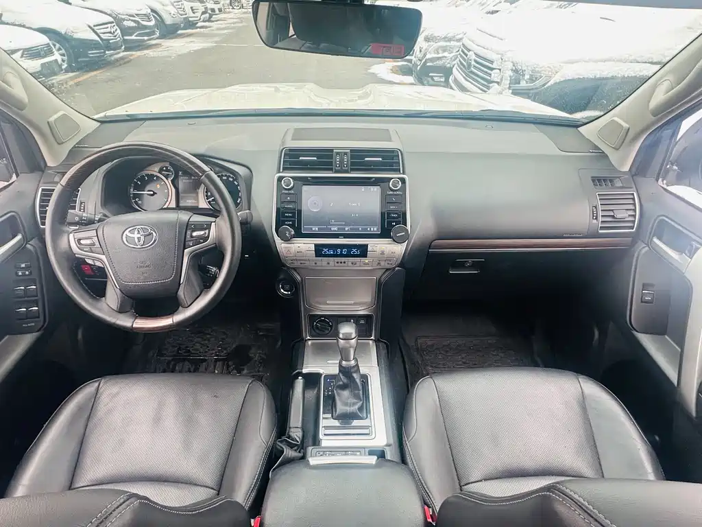Toyota Prado 2019 — фото 20