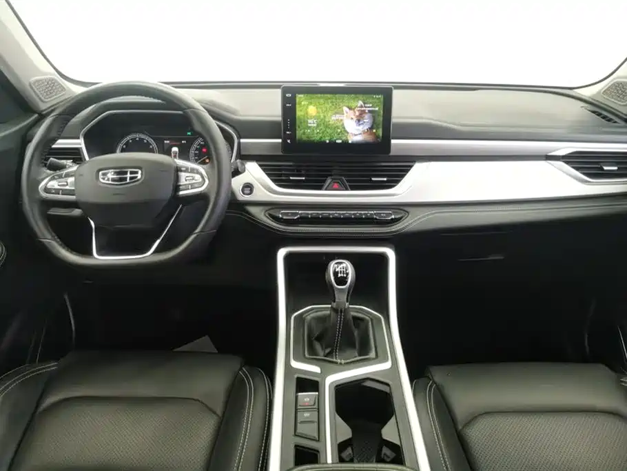 Geely Vision X6 2019 — фото 12