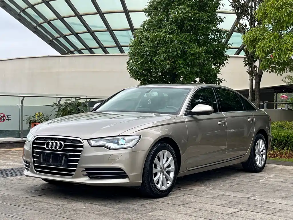 Audi A6L 2016 — фото 1