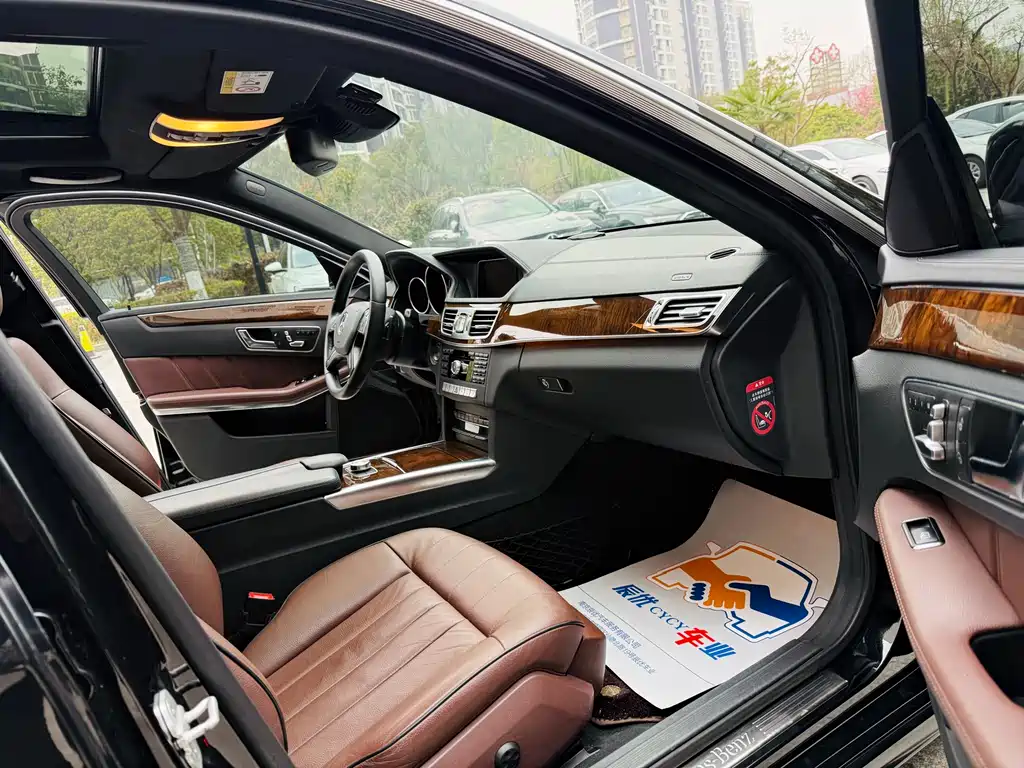 Mercedes-Benz E-Class 2015 — фото 10
