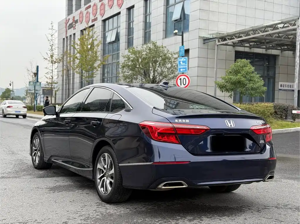 Honda Inspire 2021 — фото 14