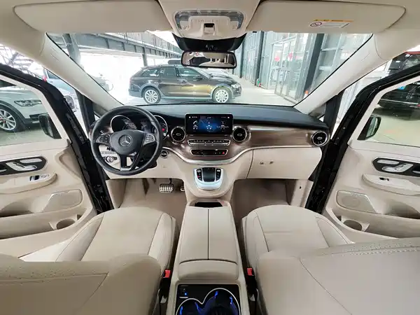 Mercedes-Benz V-Class 2021