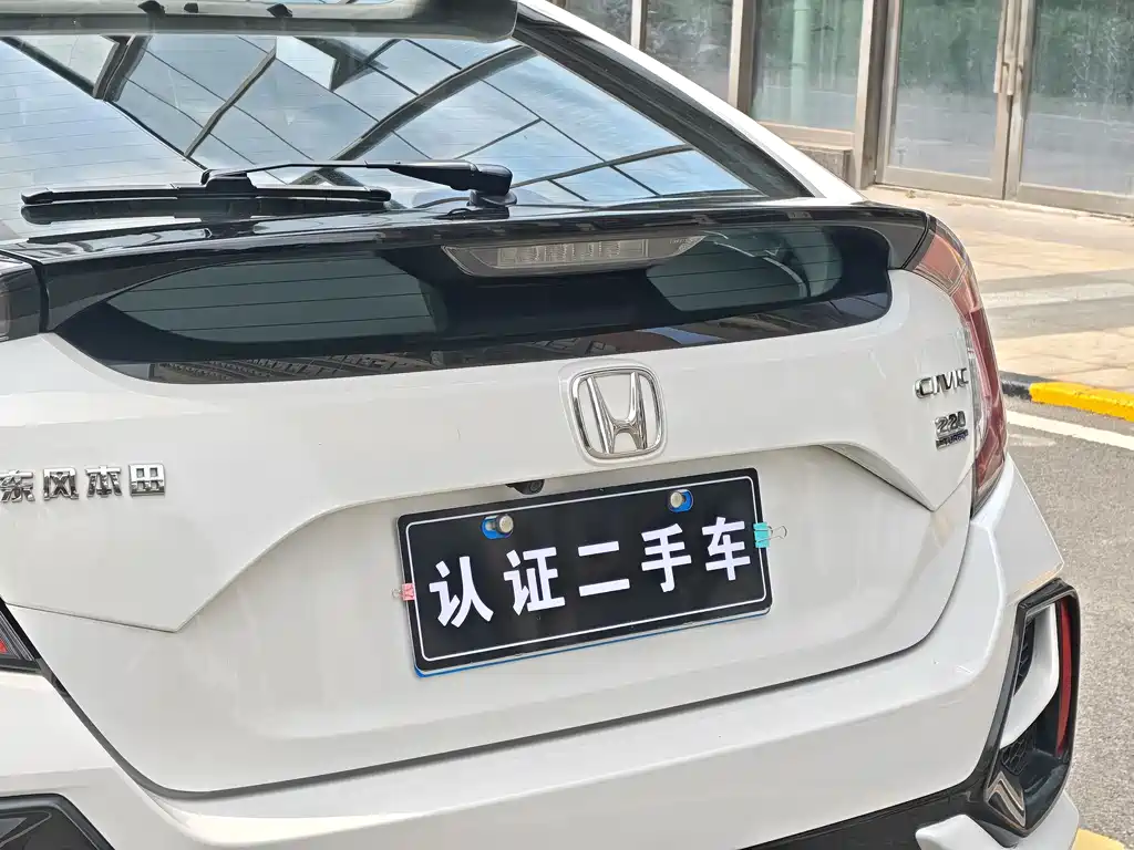 Honda Civic 2021 — фото 28