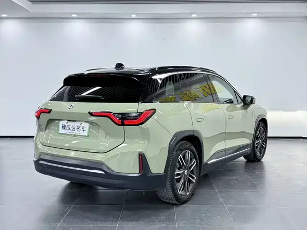 NIO ES6 2020