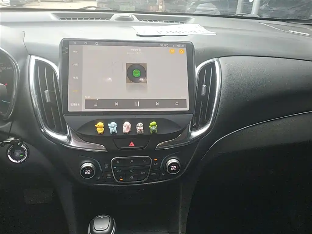 Chevrolet Equinox 2017 — фото 13