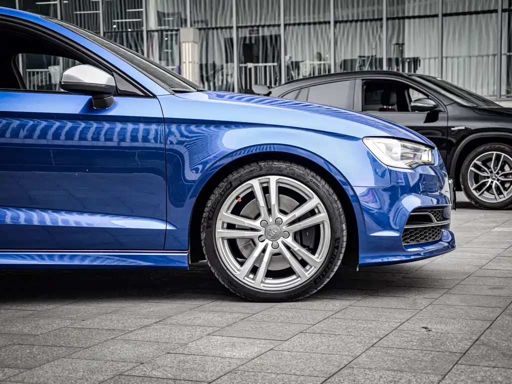 Audi S3 2017 — фото 10